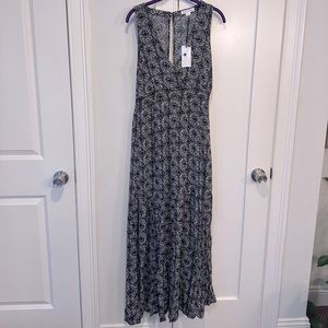 Love Rochie black and white long dress